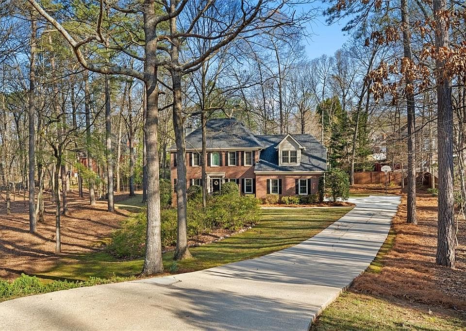 1st image of 9399 Crescent Ct