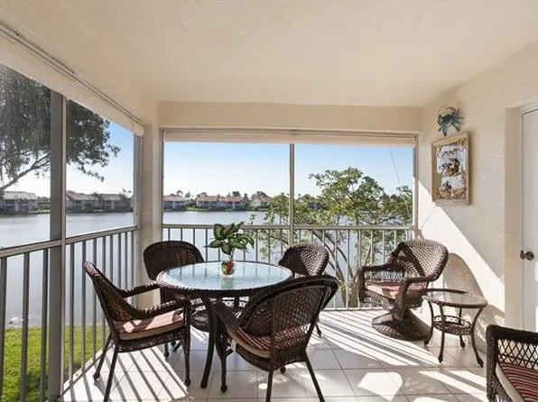 7766 Emerald Cir APT 203, Naples, FL 34109