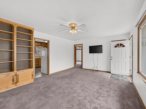 4th image of 2328 W Casado St