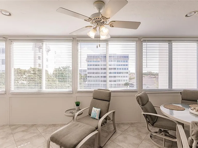 1055 W Peppertree Dr #405AA — Photo 26