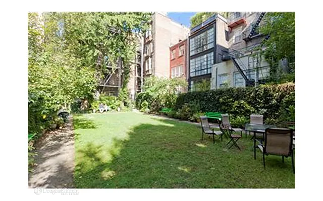 Rented by Douglas Elliman | media 7