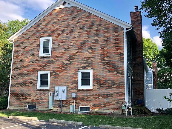 2nd image of 5825 Elmbridge Ln