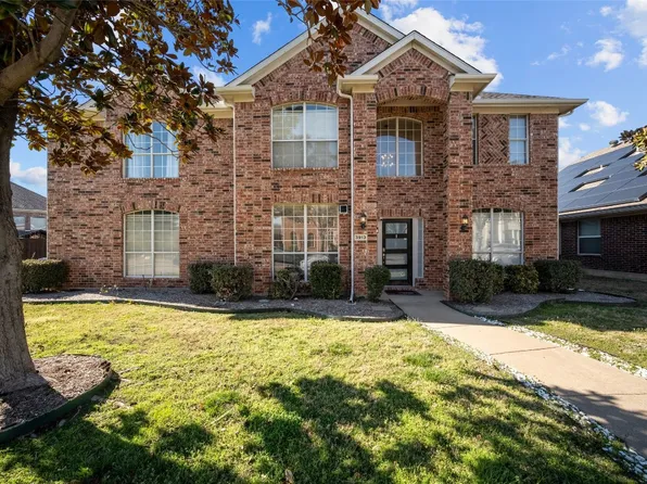 3913 Creekside Ln, Carrollton, TX 75010