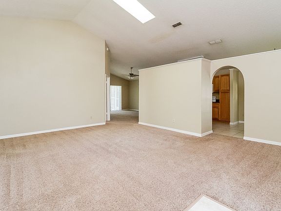 5th image of 2055 Pernod Ct