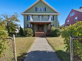 95 Dickinson St, Springfield, MA 01108