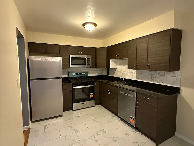 610-205 N Lincoln Ave #1B — Photo 1