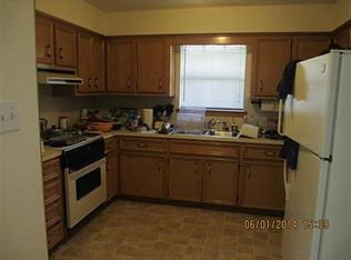 1716 Goode St, Alvin, TX 77511