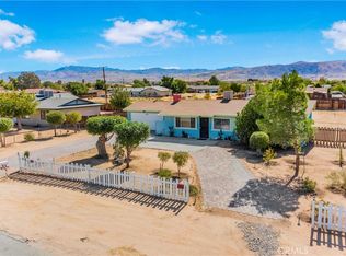 22261 Kayenta Rd, Apple Valley, CA 92308