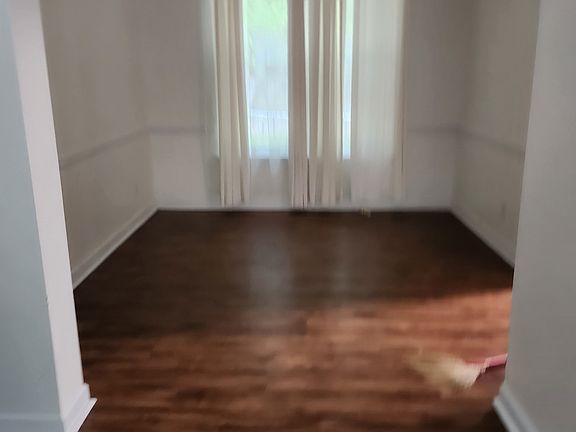 2nd image of 2020 Sunset Maple Ln