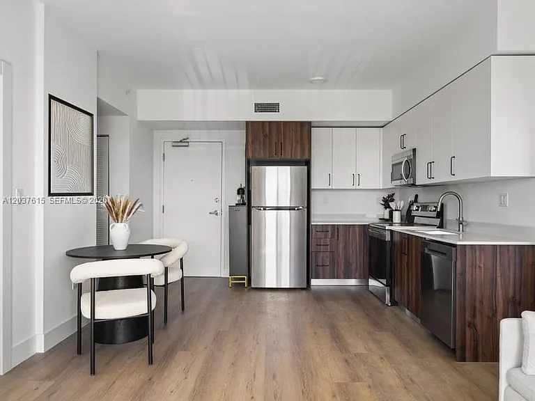 2479 NE 192nd St #207 — Photo 7