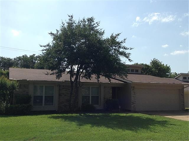 1st image of 1504 Laurel Dr