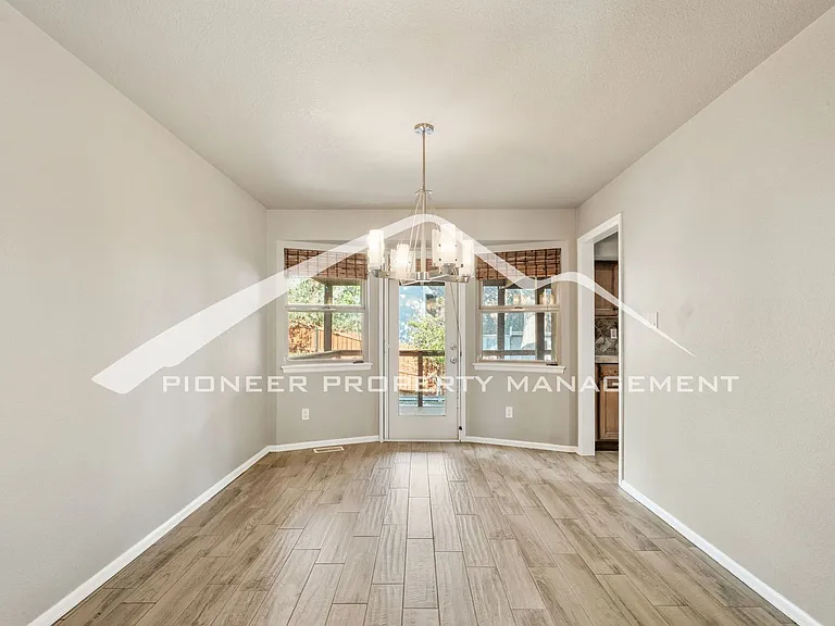 6525 White Falcon Ct — Photo 6