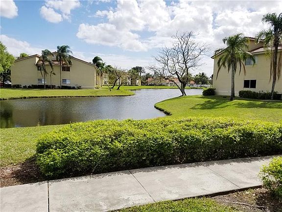 2nd image of 12430 Vista Isles Dr APT 1327