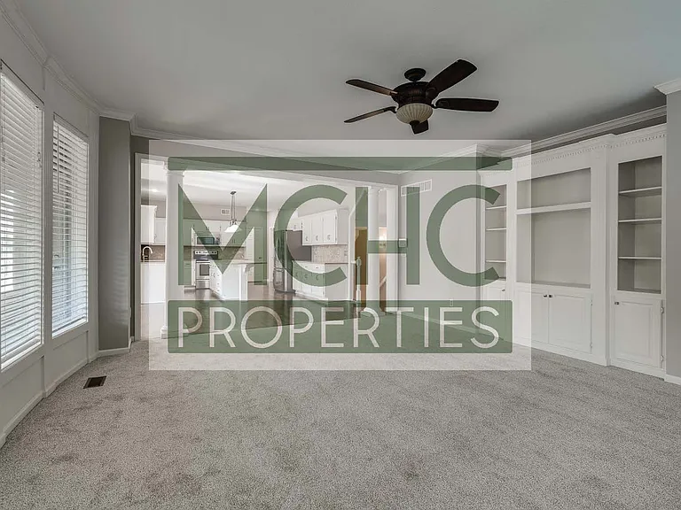 5909 W 153rd Ter — Photo 16