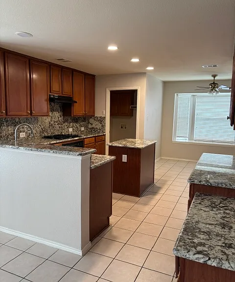 2420 Cimmaron Dr — Photo 9