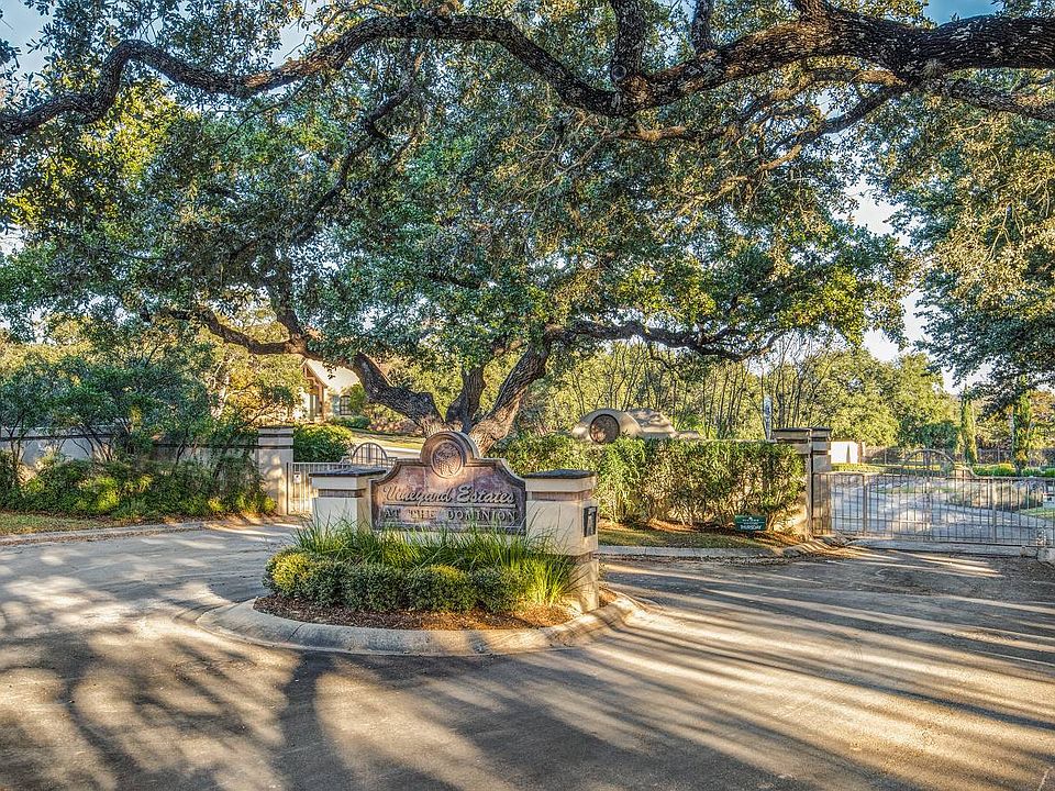 1st image of 43 Vineyard Dr