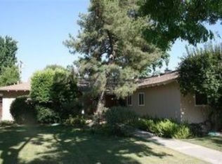 442 Campus Dr, Arvin, CA 93203