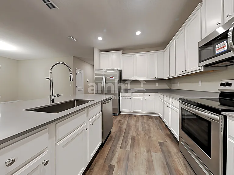 194 Hemlock Point — Photo 3