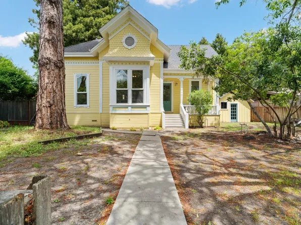 1512 Bay St, Santa Cruz, CA 95060