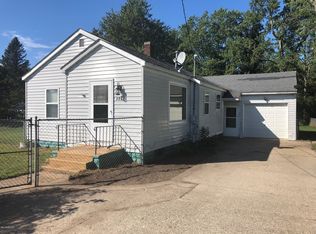 2960 Heights Ravenna Rd, Muskegon, MI 49444