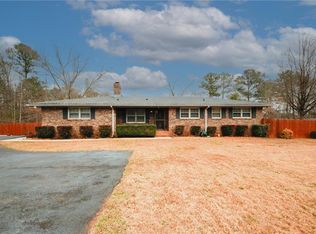 4924 River Rd, Ellenwood, GA 30294
