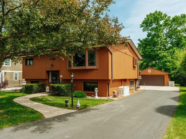 W175S7006 Hiawatha DRIVE, Muskego, WI 53150
