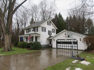 1124 Lamont Dr, Meadville, PA 16335