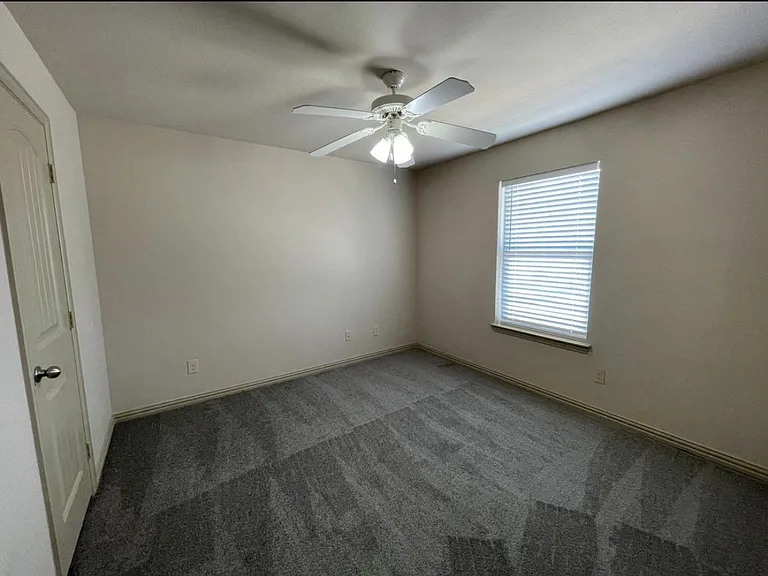 2307 Calendar Ct — Photo 9