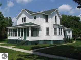 210 Tawas St, East Tawas, MI 48730