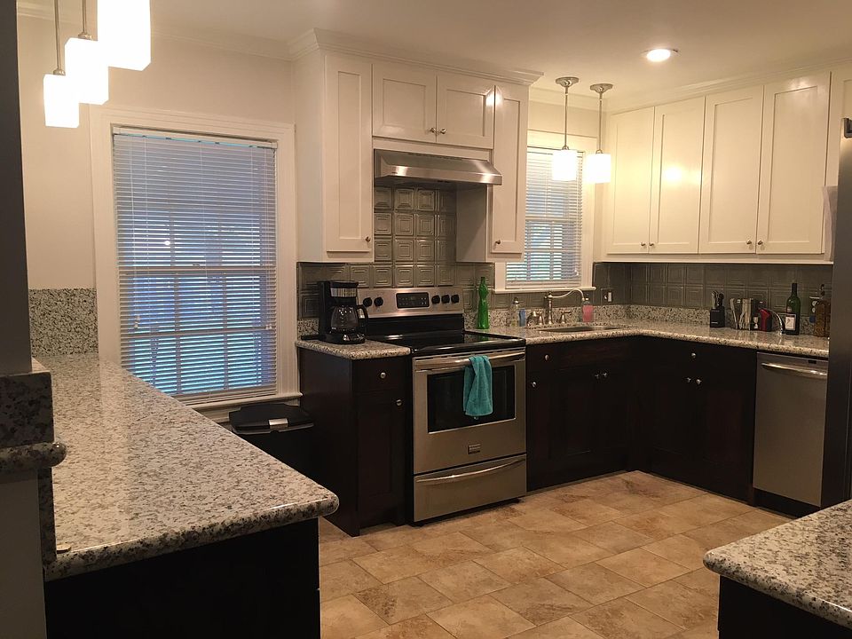 brand new kitchen, custom cabinets, new stainless appliances