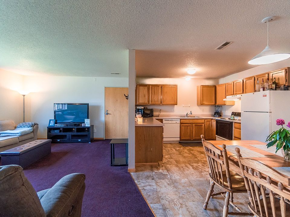 1st image of 9015-9135 University Ave #17511304