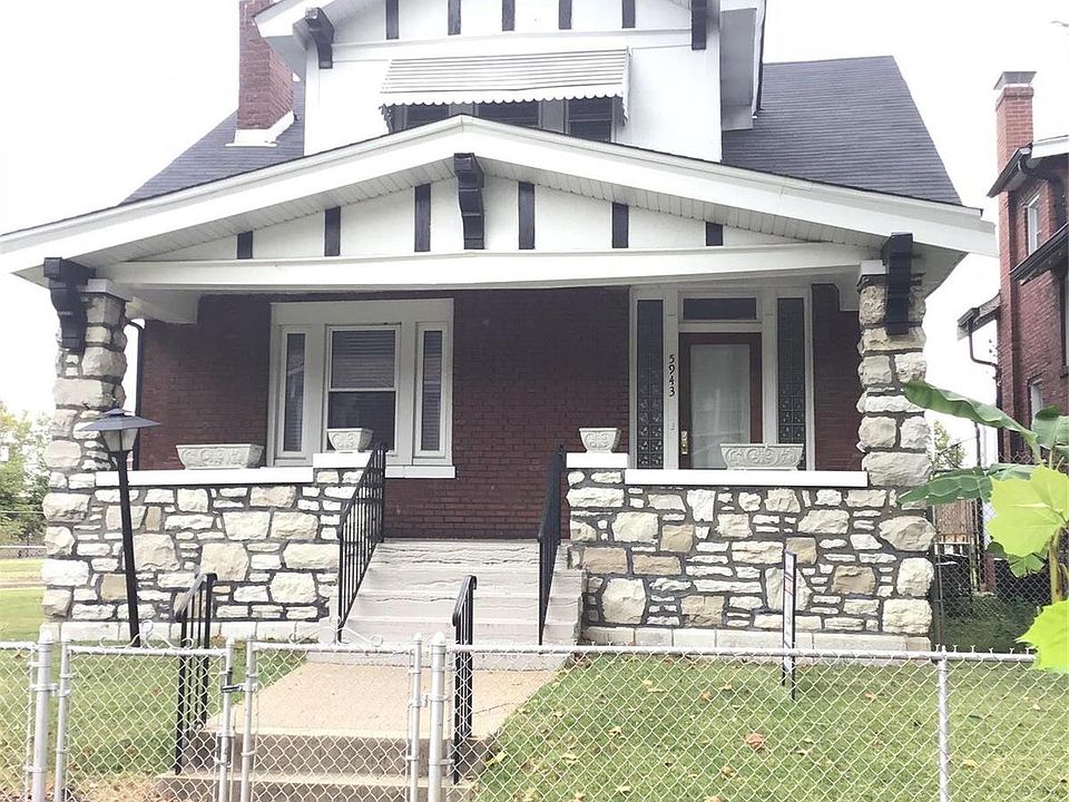 1st image of 5943 De Giverville Ave