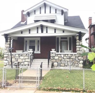 5943 De Giverville Ave, Saint Louis, MO, 63112