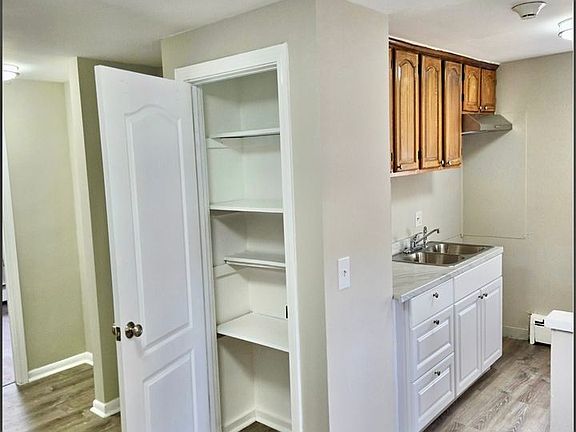 3rd image of 52 Jackson St APT 1