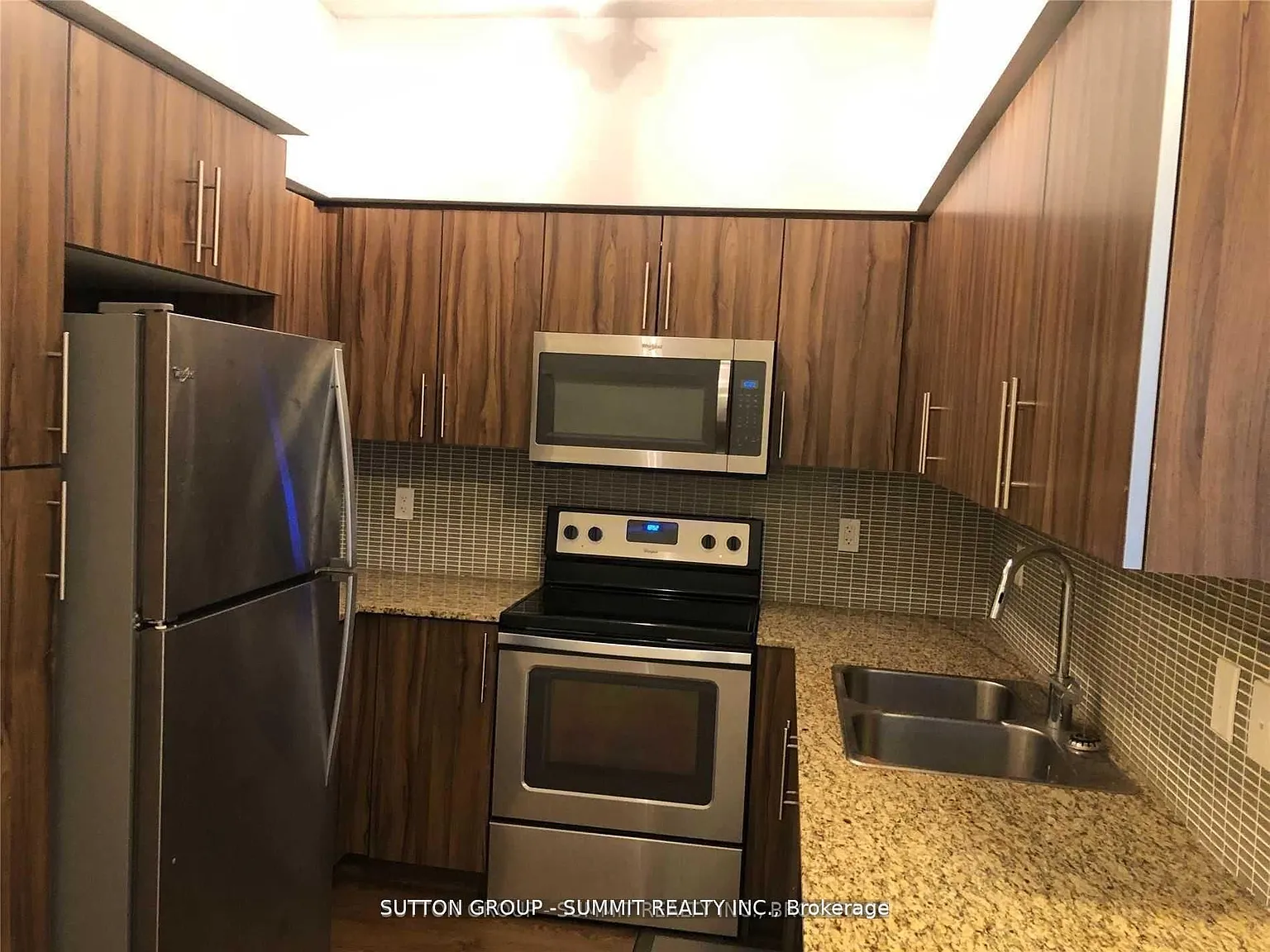 55 Speers Rd — Photo 2