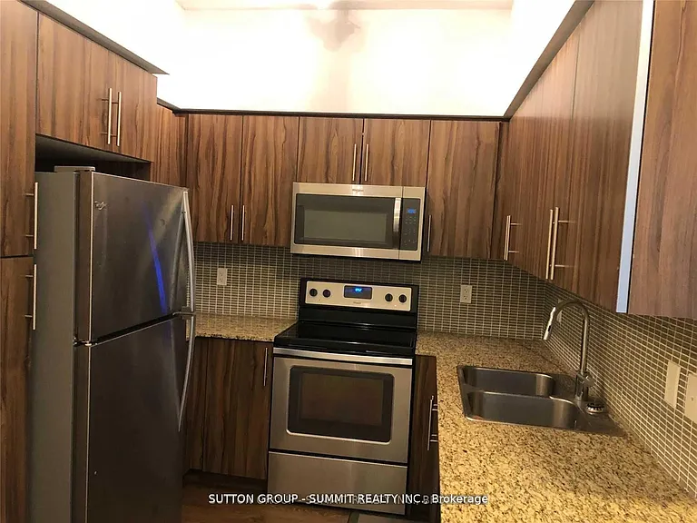55 Speers Rd #209 — Photo 2