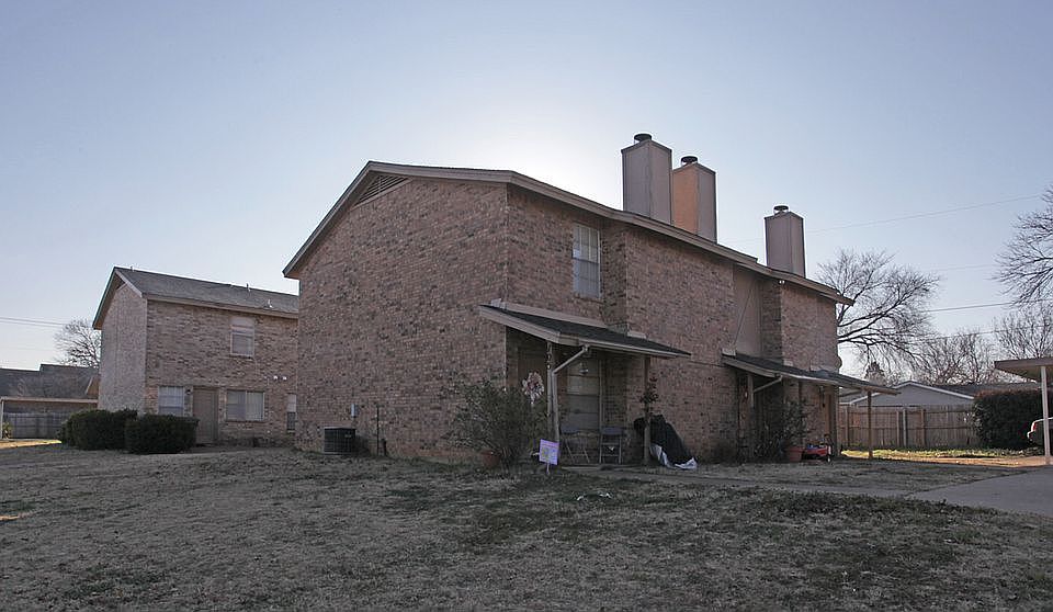 2nd image of 101 Wildwood Ct