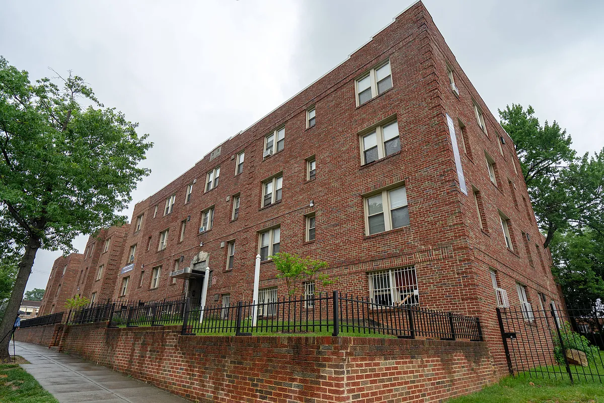 Building Photo - Panorama Courts