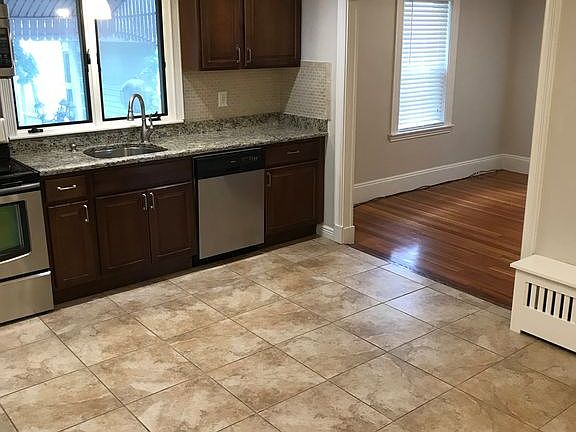 2nd image of 4 Wheatland St #2