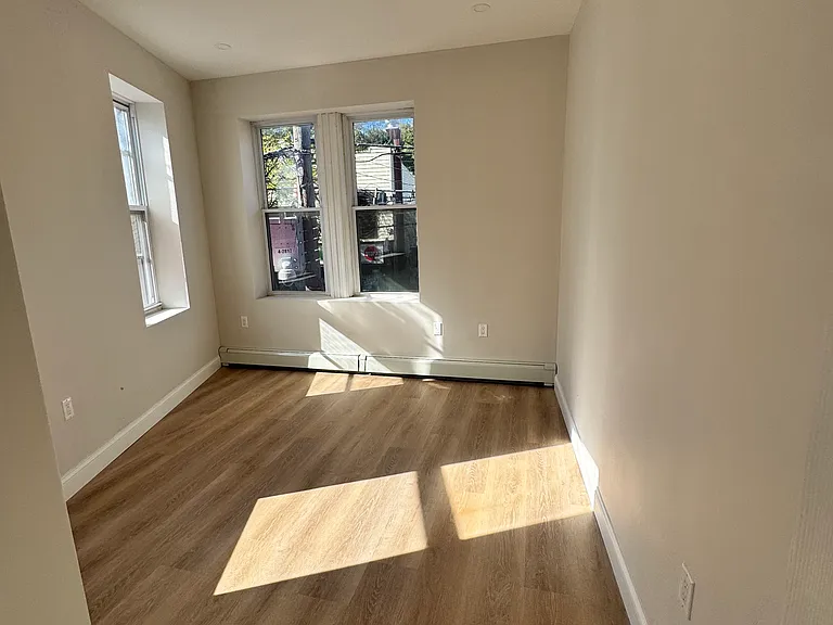 403 Jersey St — Photo 4