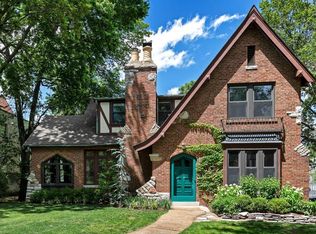 661 Lockwood Ct, Saint Louis, MO