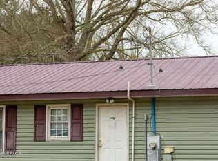 144 Winter Ln, Pembroke, NC 28372