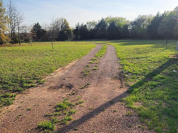 4th image of 42568 Tooley Rd