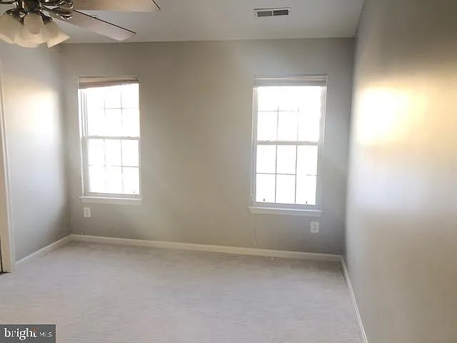 43046 Francis Sq — Photo 24