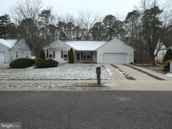 13 Birch Ave, Hammonton, NJ 08037