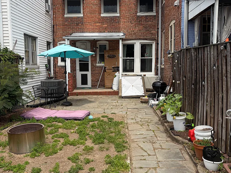 1215 Union Ave — Photo 18