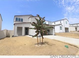 556 Meadowood St #411, Fallbrook, CA 92028