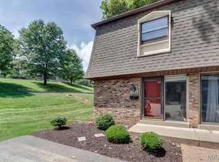 1210 Wicklow Rd APT A, Ballwin, MO 63021