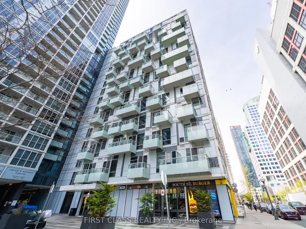 20 John St #218, Toronto, ON M9N 0B2