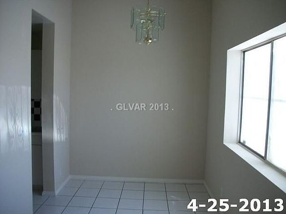 4th image of 4556 Bingham Ave